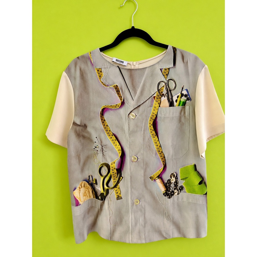Vintage Moschino Cheap and Chic Novelty Seamstress Print Ivory Blouse Size 8